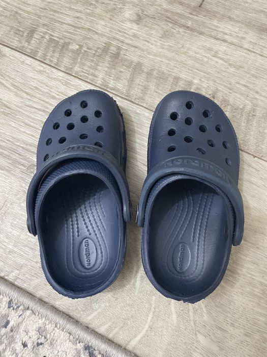 Детская обувь в садик кроксы