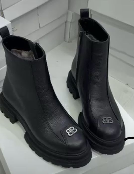 Қысқы етік. Зимние сапоги. Натуральная зернистая кожа. Мех