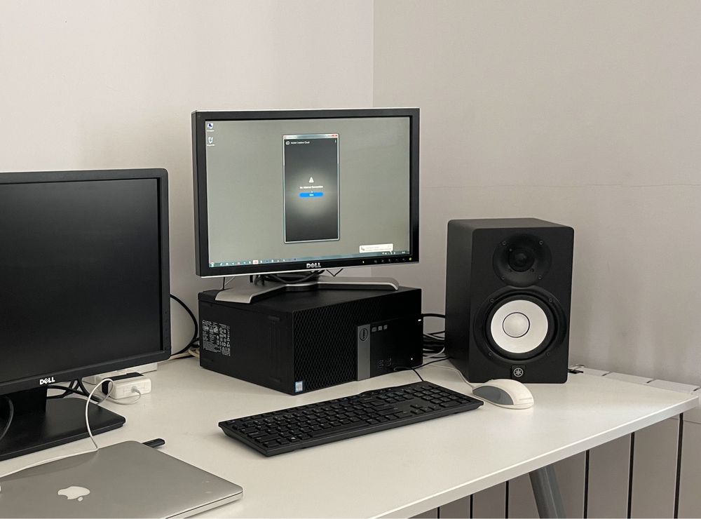 PC Gaming Dell Optiplex 5040MT i7-6700 cu monitor tastatura mouse