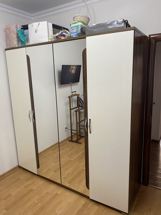 Продам шкаф срочно