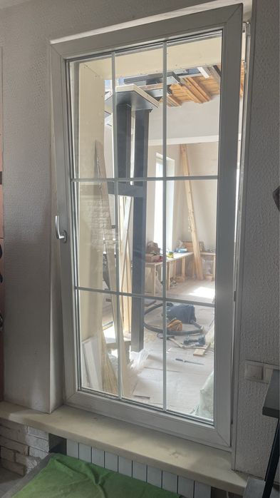 Окно пластиковое Rehau