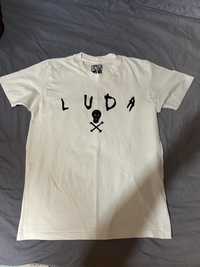 Тениска луда/Luda