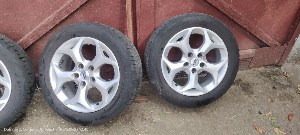 Vand jante aliaj Ford focus 2 OE cu caucicuri de vara 205/55/R16 .