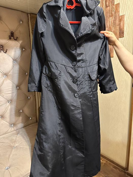 Женский плащ  длинный