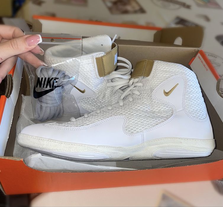 Борцови кецове Nike