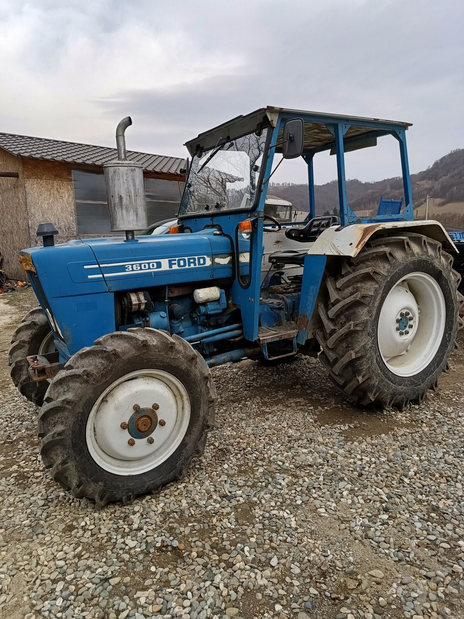 Tractor Ford 4x4