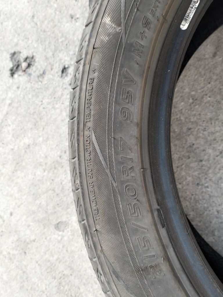 шины новые комплект 215/50 R17