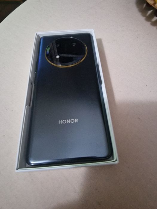 Honor magic 7 lite ca nou,256/8+8gb ram,garanție  2027