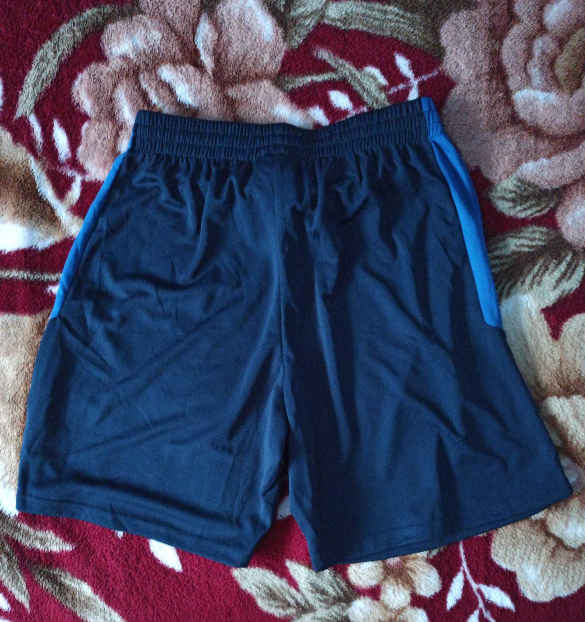 Pantaloni scurti barbati Umbro nou original