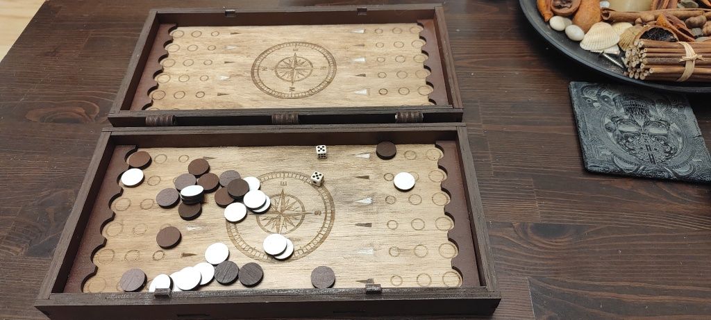 Joc Table, backgammon