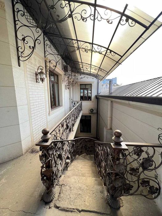 Срочно продаётся Евродом Яккасарай\ махалля Абдулла Кахара.