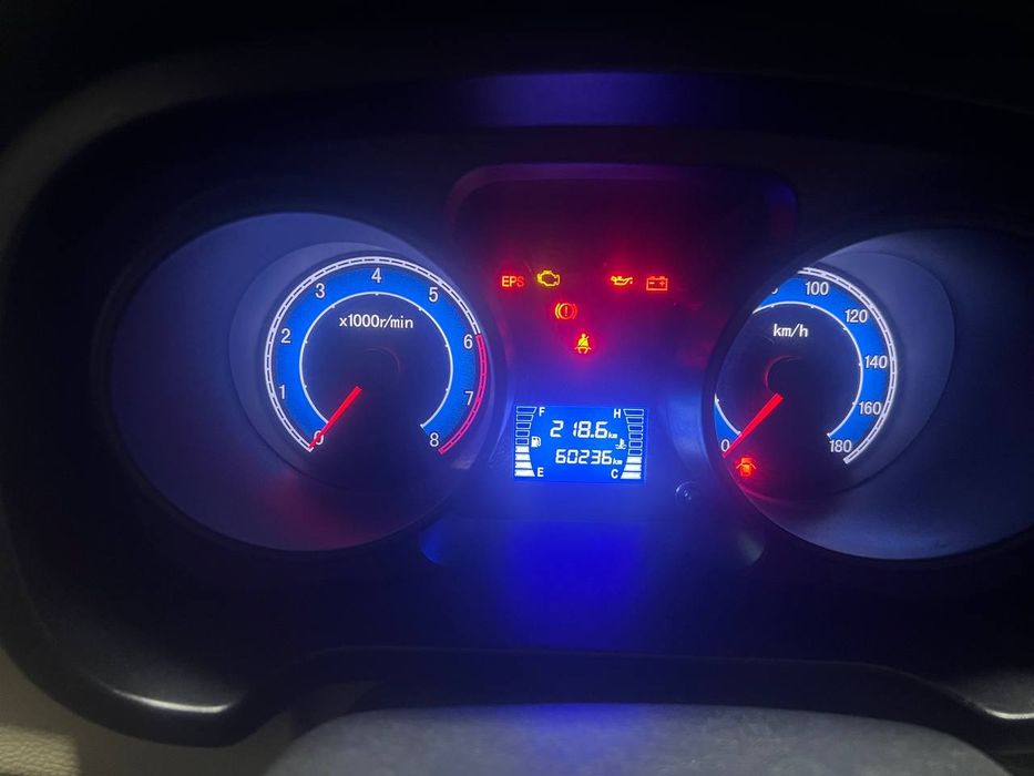 Changan T3 2022yil tent qilingan
Probegi 60.000km
Bort 3metr Tent qili