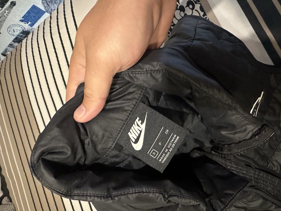 Грейка Nike черна