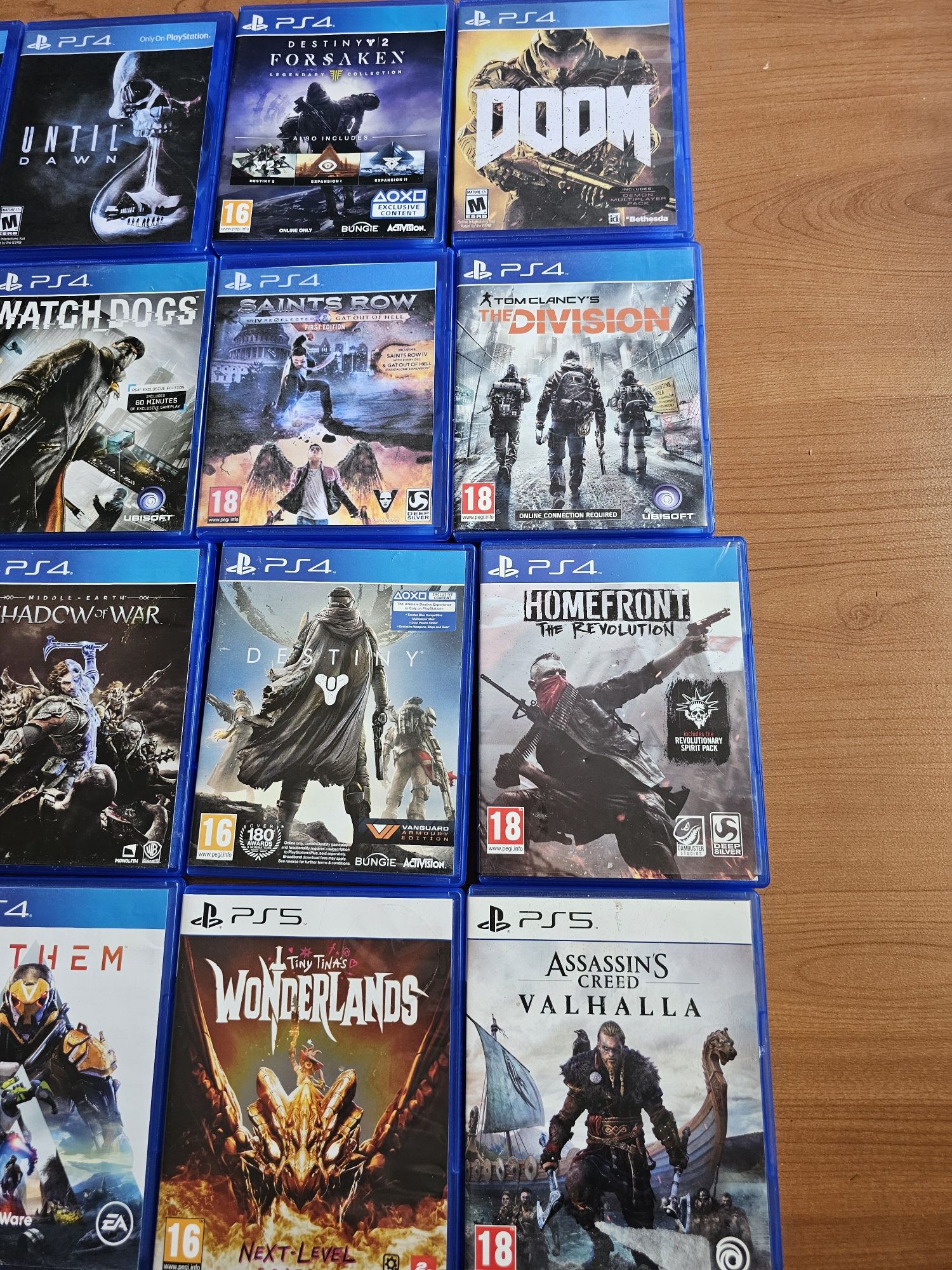 24 диска за PS4 и PS5