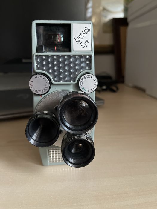 Aparat de filmat vintage 8mm