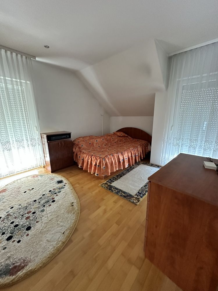 Proprietar vand vila cu piscina si sauna