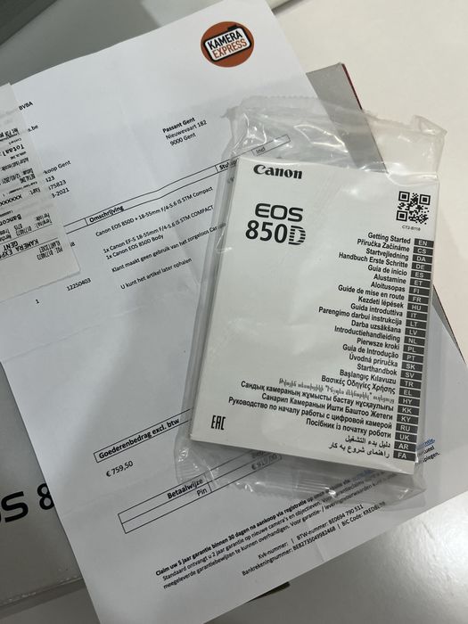 Фотоапарат CANON EOS 850D и обектив CANON 18-55mm