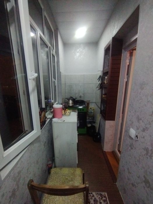 Kvartira sotiladi 52