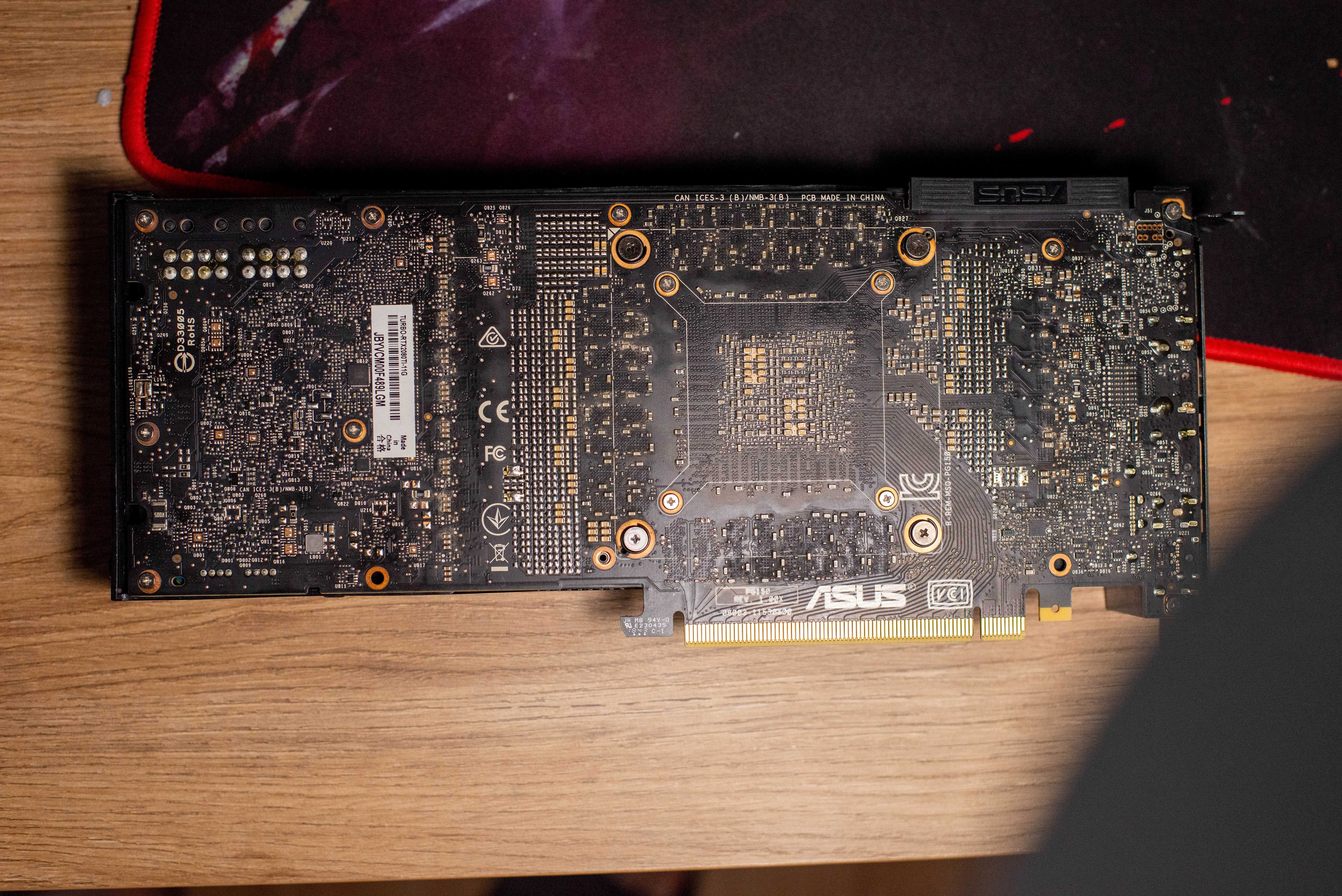 Doua placi video RTX 2080 TI 11GB