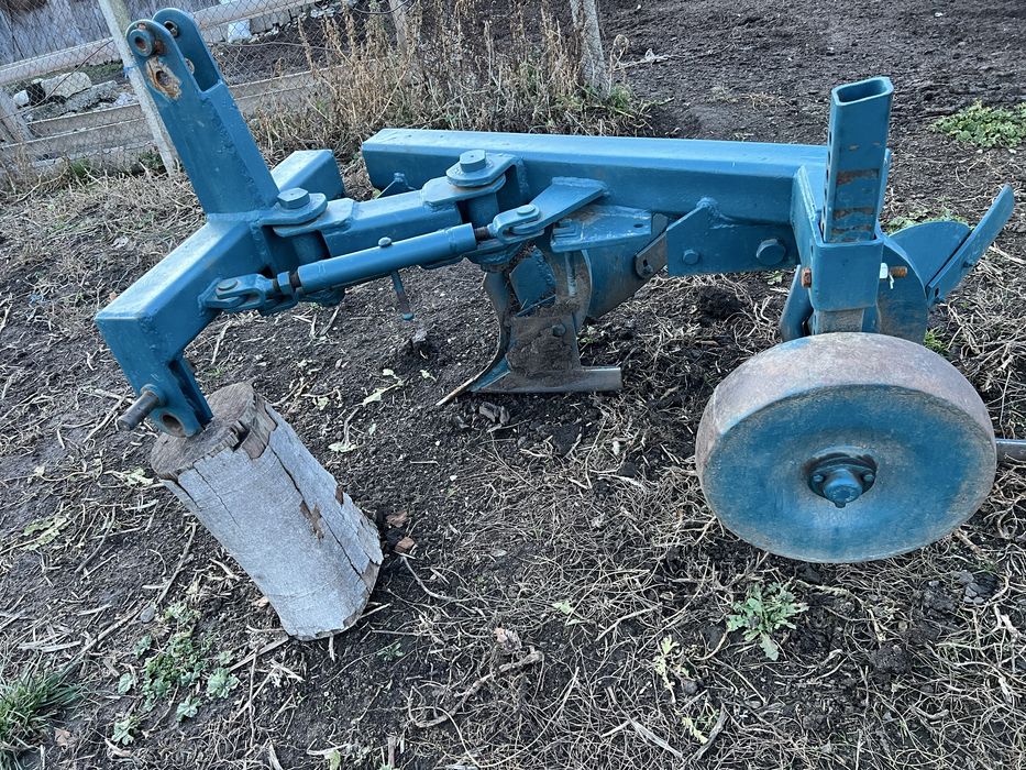 Plug cu două tulpițe