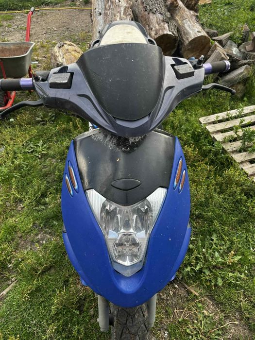 Vând scuter , malagutti f18 wariwor