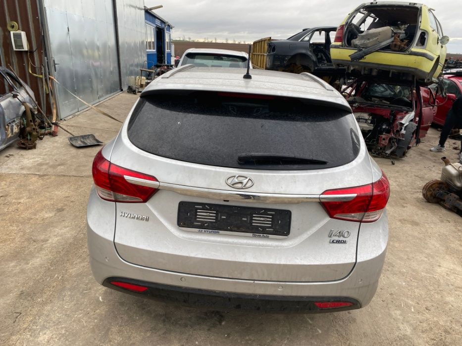 Продавам Хюндай И 40 1.7 ЦРДИ 136 к.с. автоматик, Hyndai I40 CRDI auto