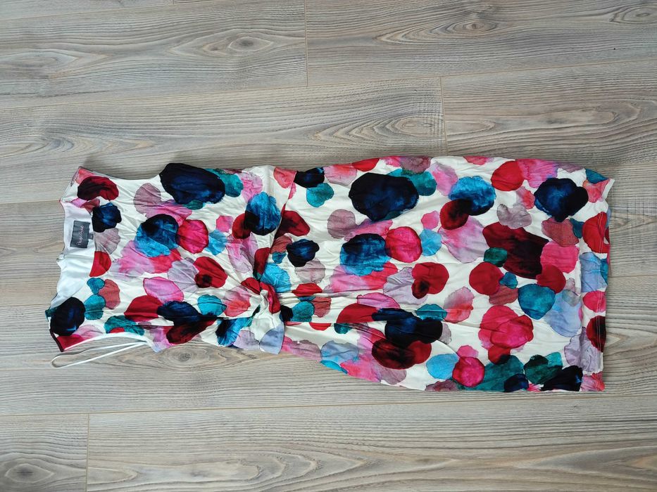 Rochii  , mărimea 38/M