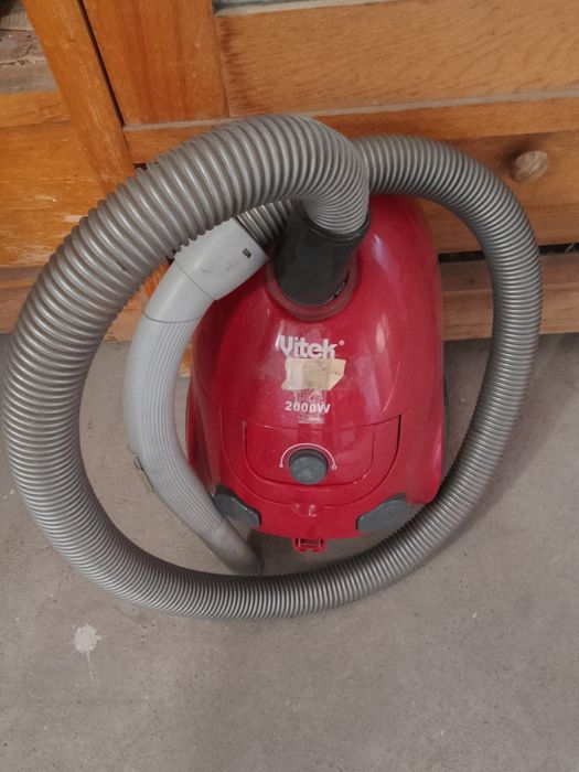 Продам  пылесос VITEK