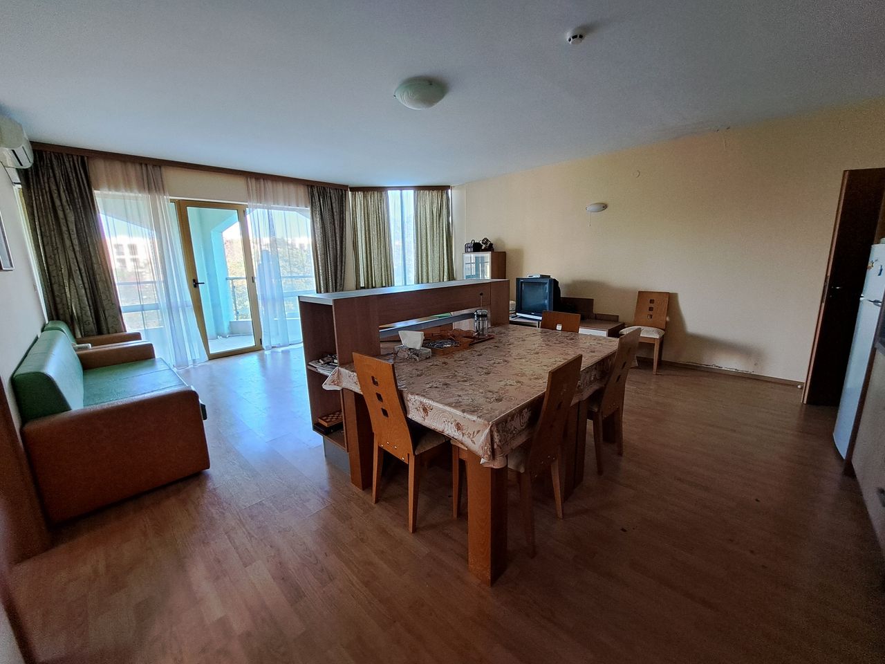 Продава се Тристаен апартамент в Варна, Център - 136 кв.м за 699 €/кв.м - Снимка #10