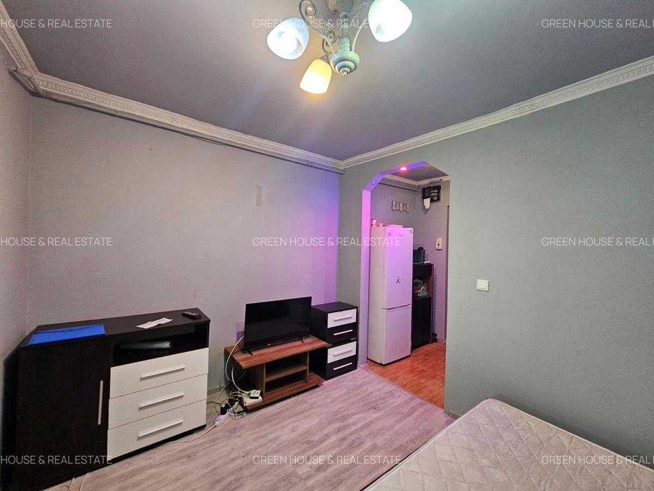 Garsonieră zona Maxxa