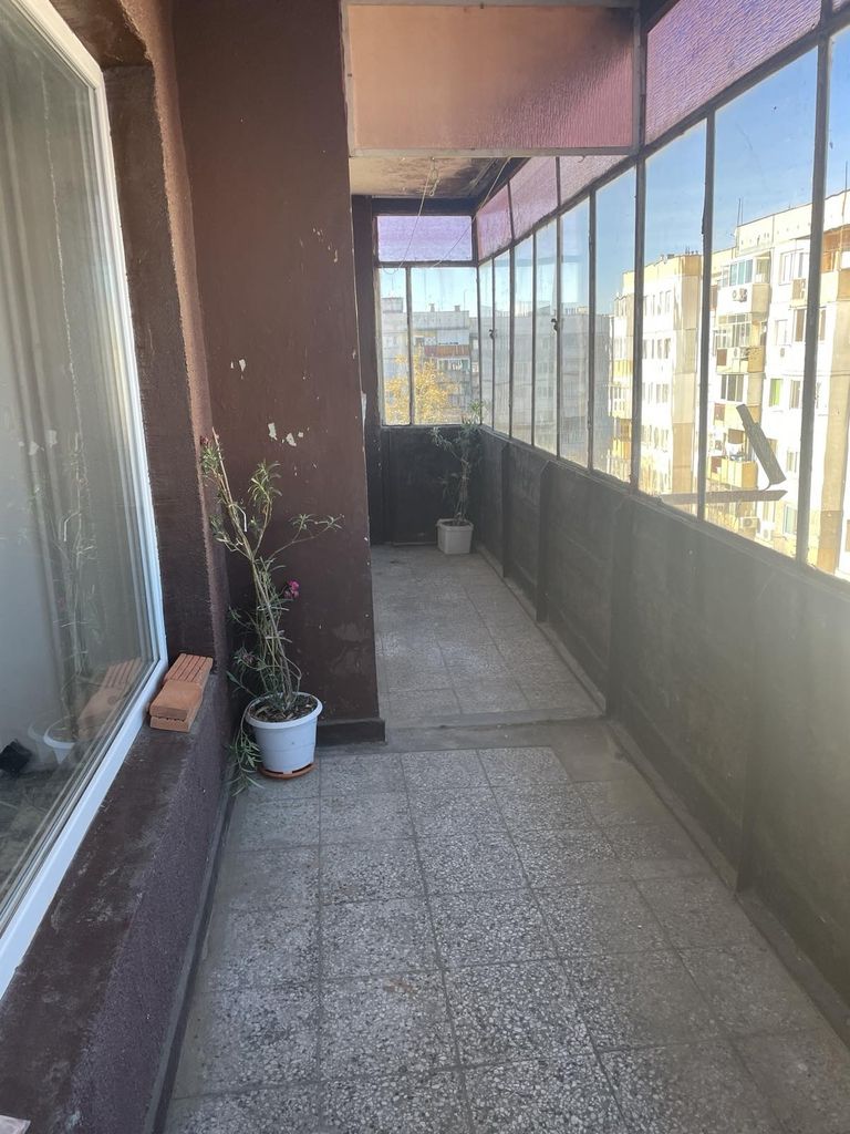 Продава се Тристаен апартамент в Плевен, Сторгозия - 75 кв.м за 1067 €/кв.м - Снимка #15
