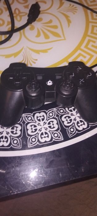 Продавам ps3  не е много използван