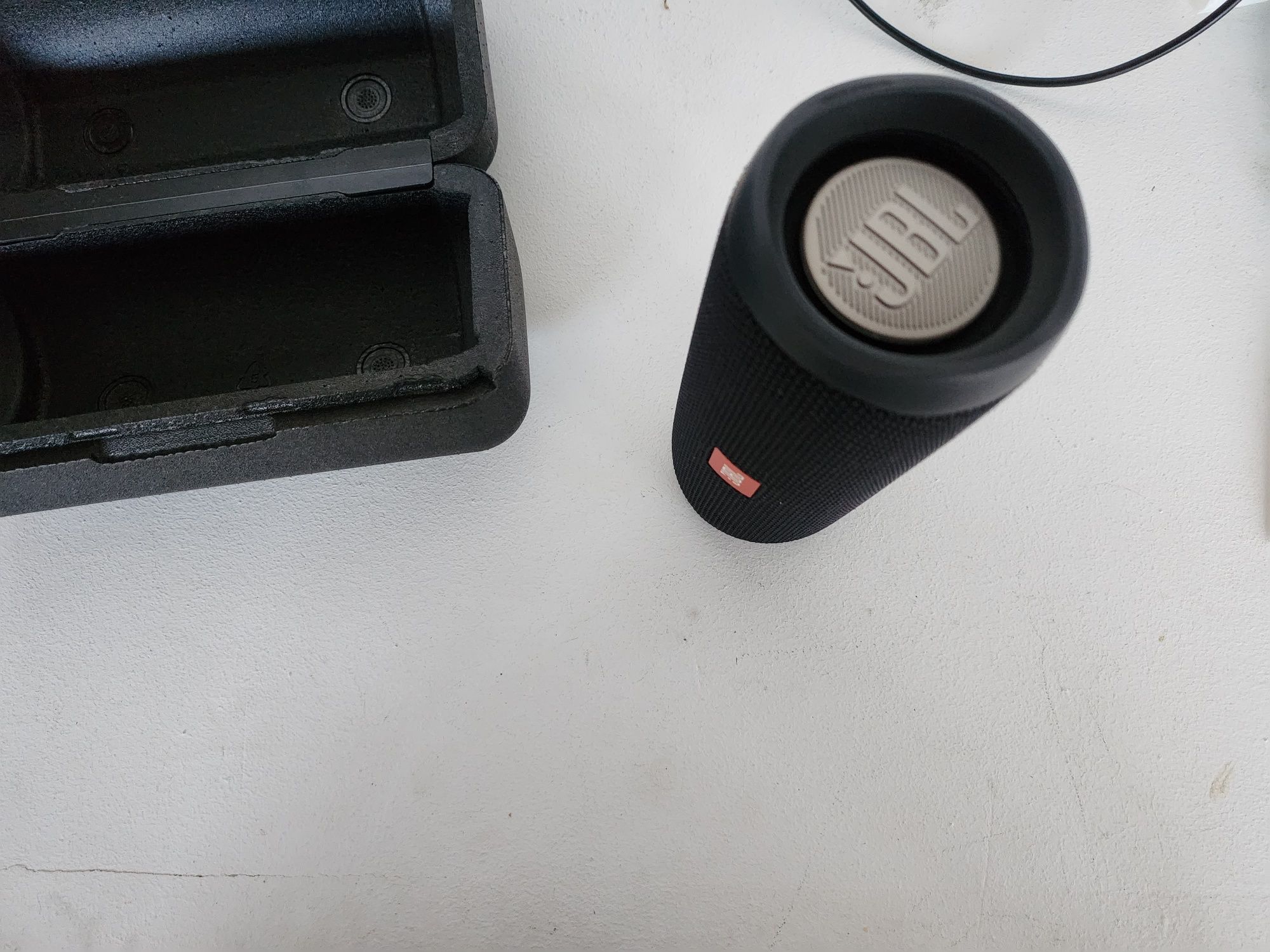 Boxa Jbl Flip 5 Bluetooth sigilata ! Culoare Black