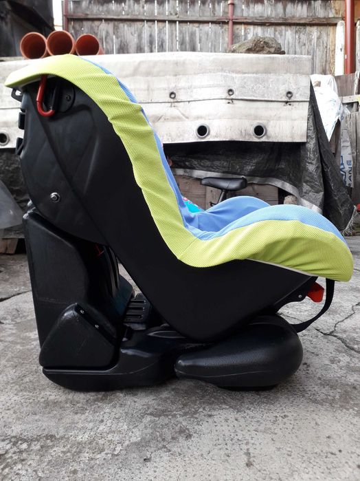 Vând scaun de mașină pentru copii