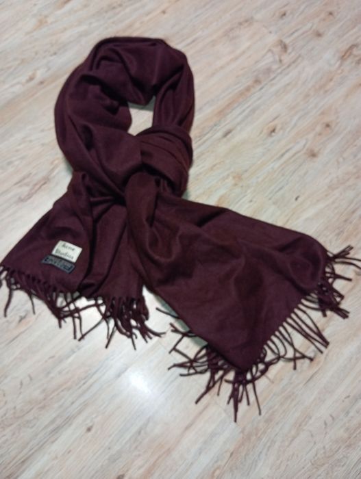 Aigner, Massimo Dutti,Gucci,Rains,Pikolinos