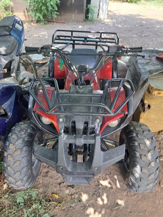 Vând ATV foarte bun