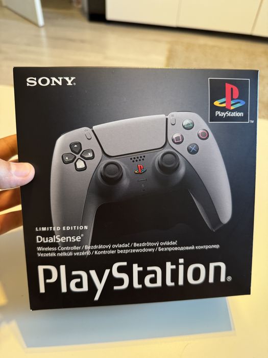 Playstation 5 controller 30th anniversary edition ! Sigilat