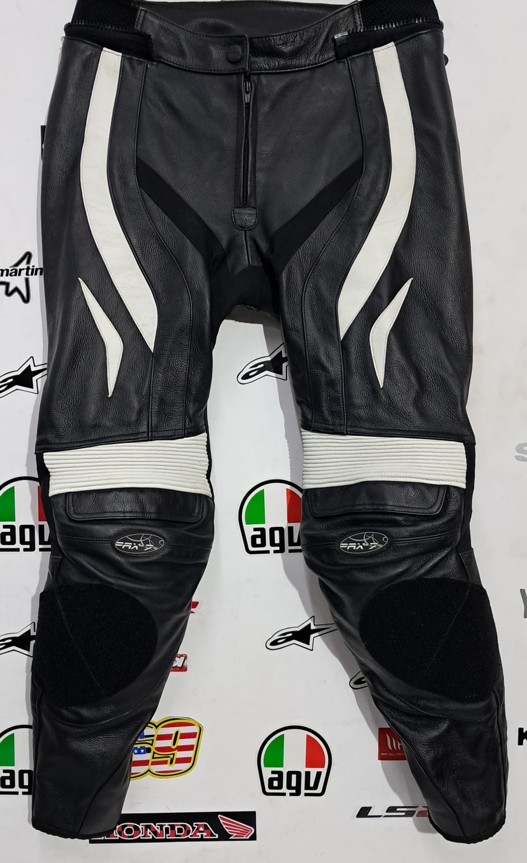 Costum moto de damă 38