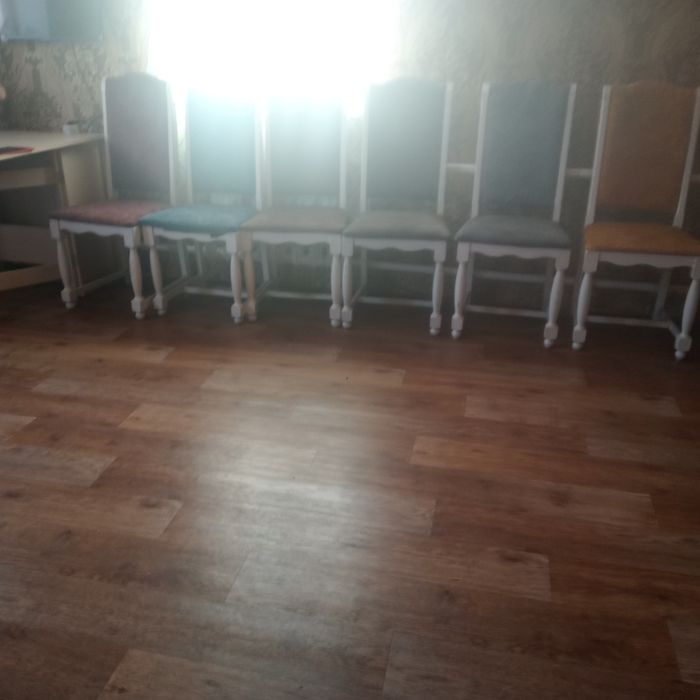 Продам хорошие стулья