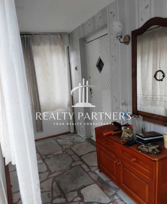 Масивна къща в Кв. Клепало на гр. Перник