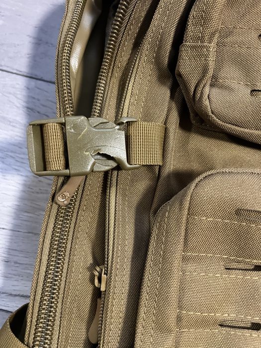 Rucsac + briceag+ cleste multifunctional + cutit vanatoare