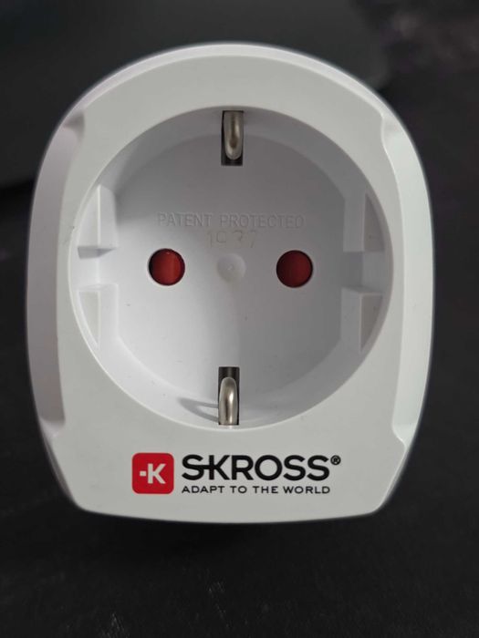 Adaptor Priza EU - UK, Skross