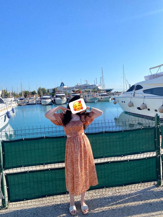 Красивое платье от Selfie