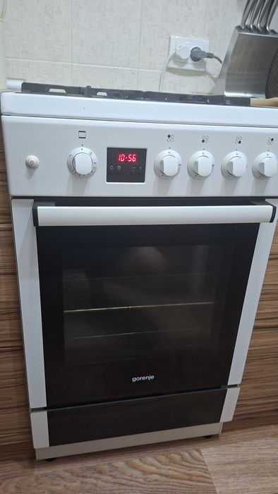 Продам газовую плиту Gorenje