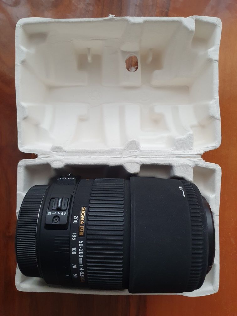 Schimb Obiectiv nou Sigma 50-200mm f/4-5.6 DC OS HSM pentru Canon APS-