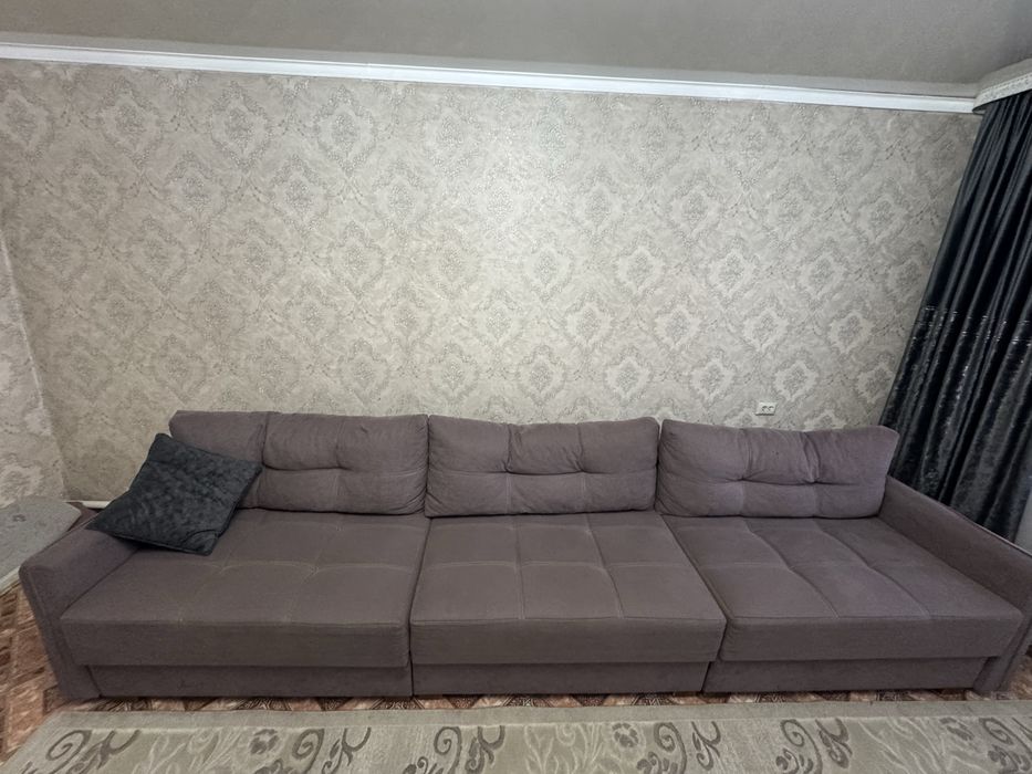 Продам диван срочно
