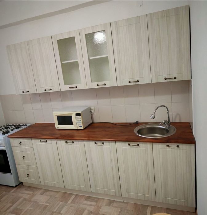 Продам кухни мебель