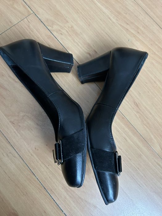 Дамски черни кожени обувки Tamaris 37 и 39 номер