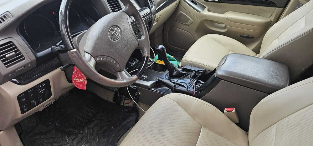 Land Cruiser 120 An 2008 249000 km