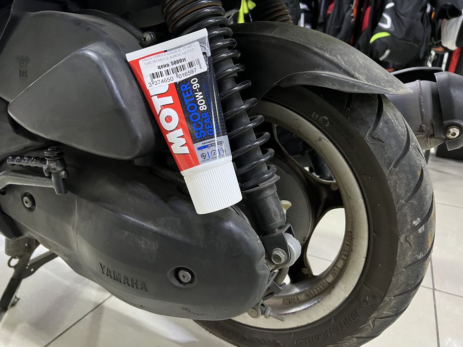 Трансмиссионное масло в редуктор Мопеда-Скутера MOTUL SCOOTER GEAR.